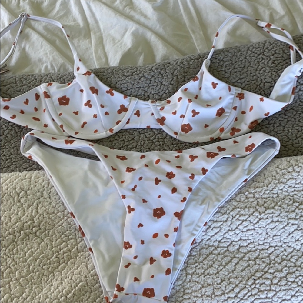 Underwire bikini